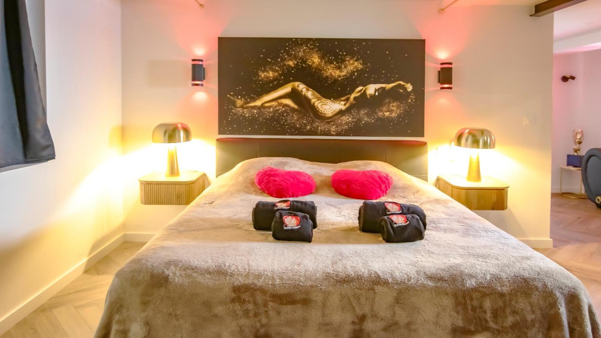 Hotel Le Fruit Defendu 67 Brumath Esterno foto