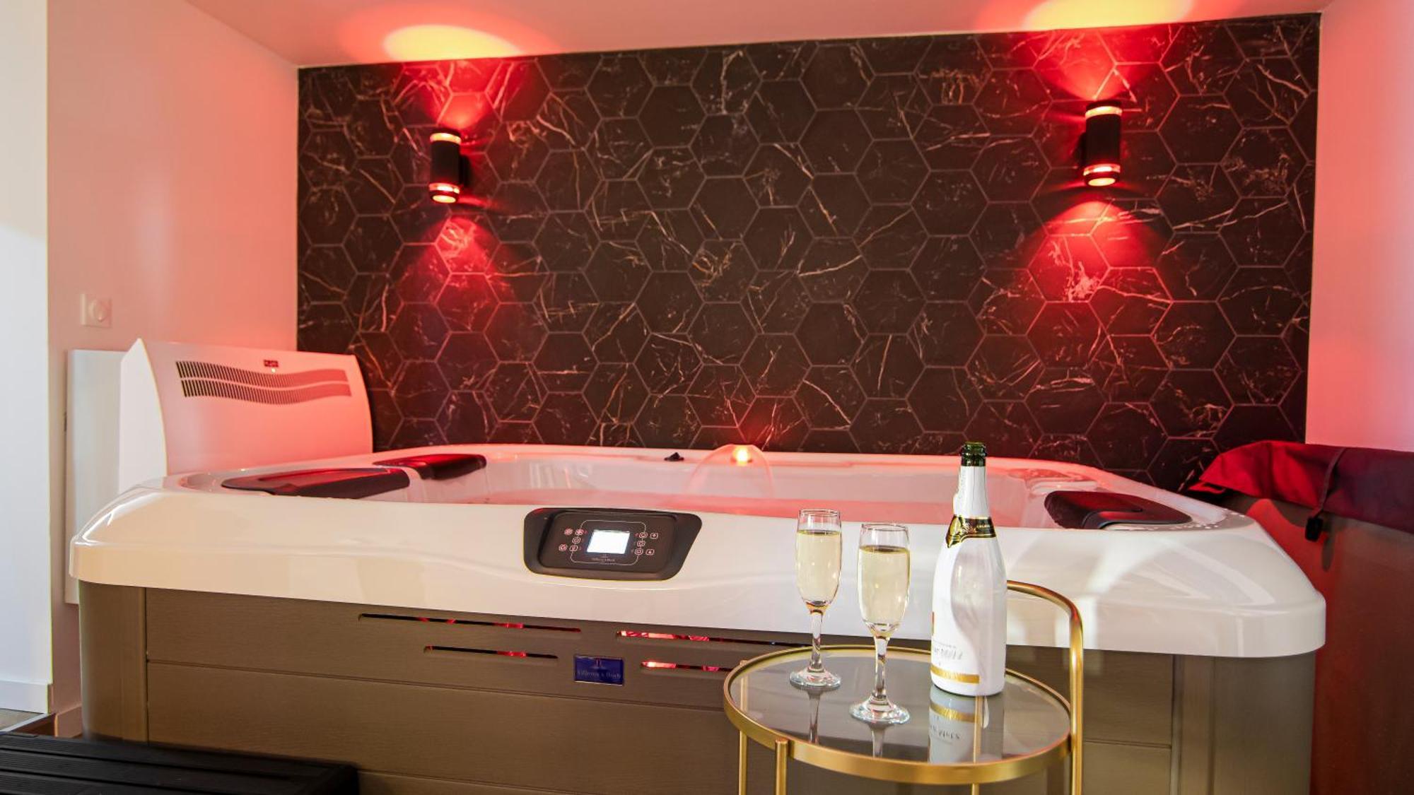 Hotel Le Fruit Defendu 67 Brumath Esterno foto